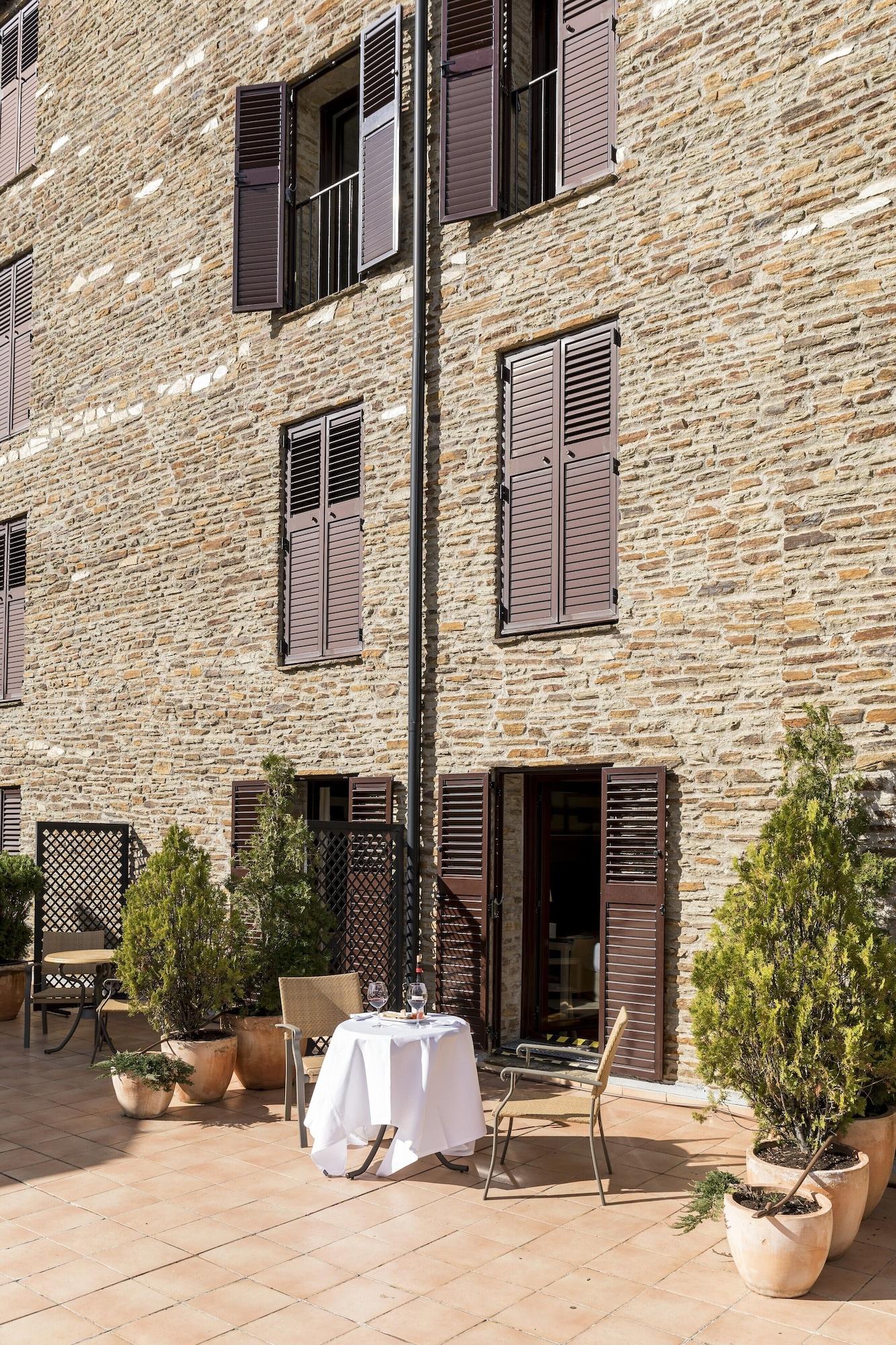 Parador De La Seu D'Urgell Exterior foto